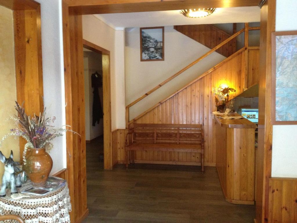 Hotel Llacs De Cardos Таваскан Екстер'єр фото